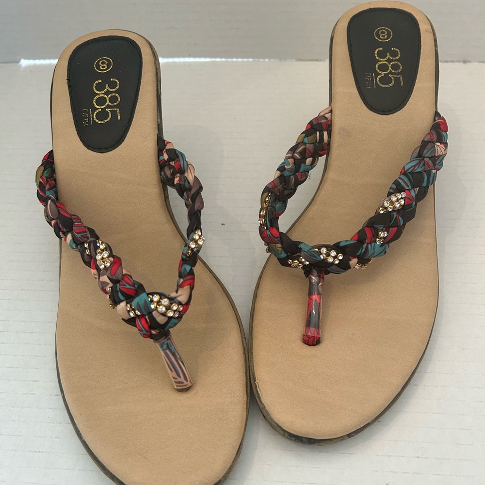 385 Fifth Multi-Colored Between-Toe Wedge Heel sandals Women's 8M - Picture 4 of 7